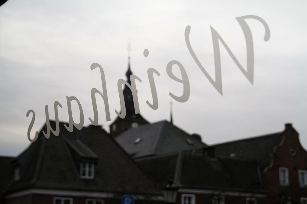 Gast-Und Weinhaus Zwiebelturm Kerken Ngoại thất bức ảnh