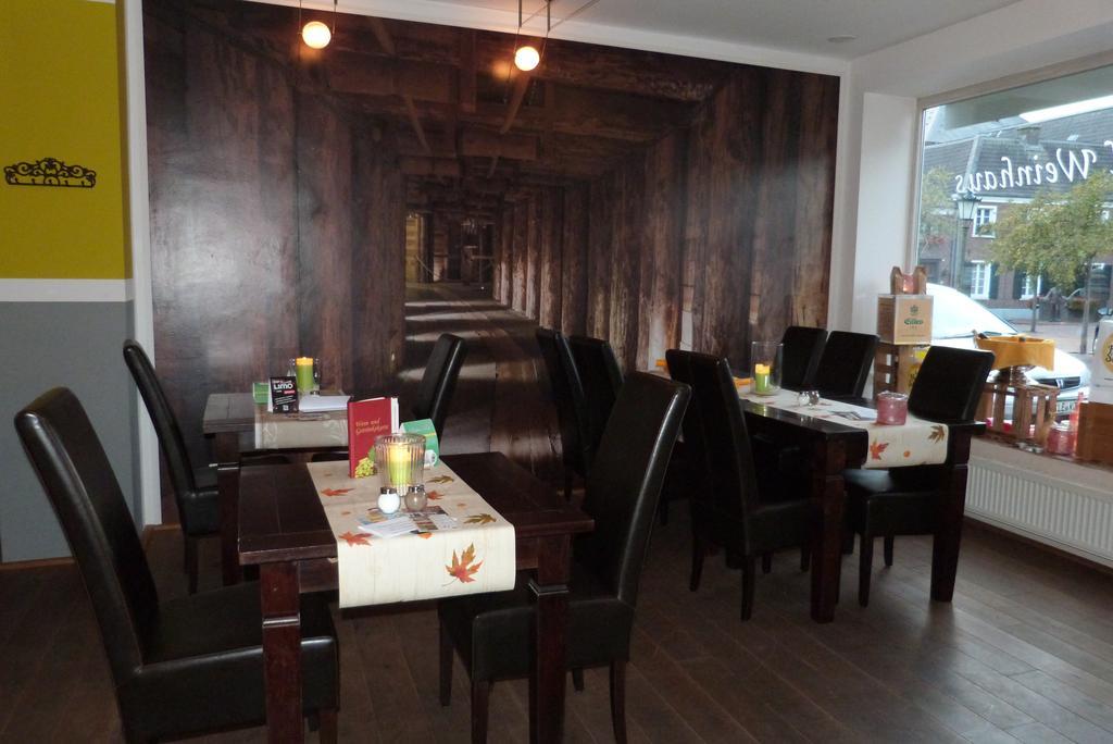 Gast-Und Weinhaus Zwiebelturm Kerken Ngoại thất bức ảnh